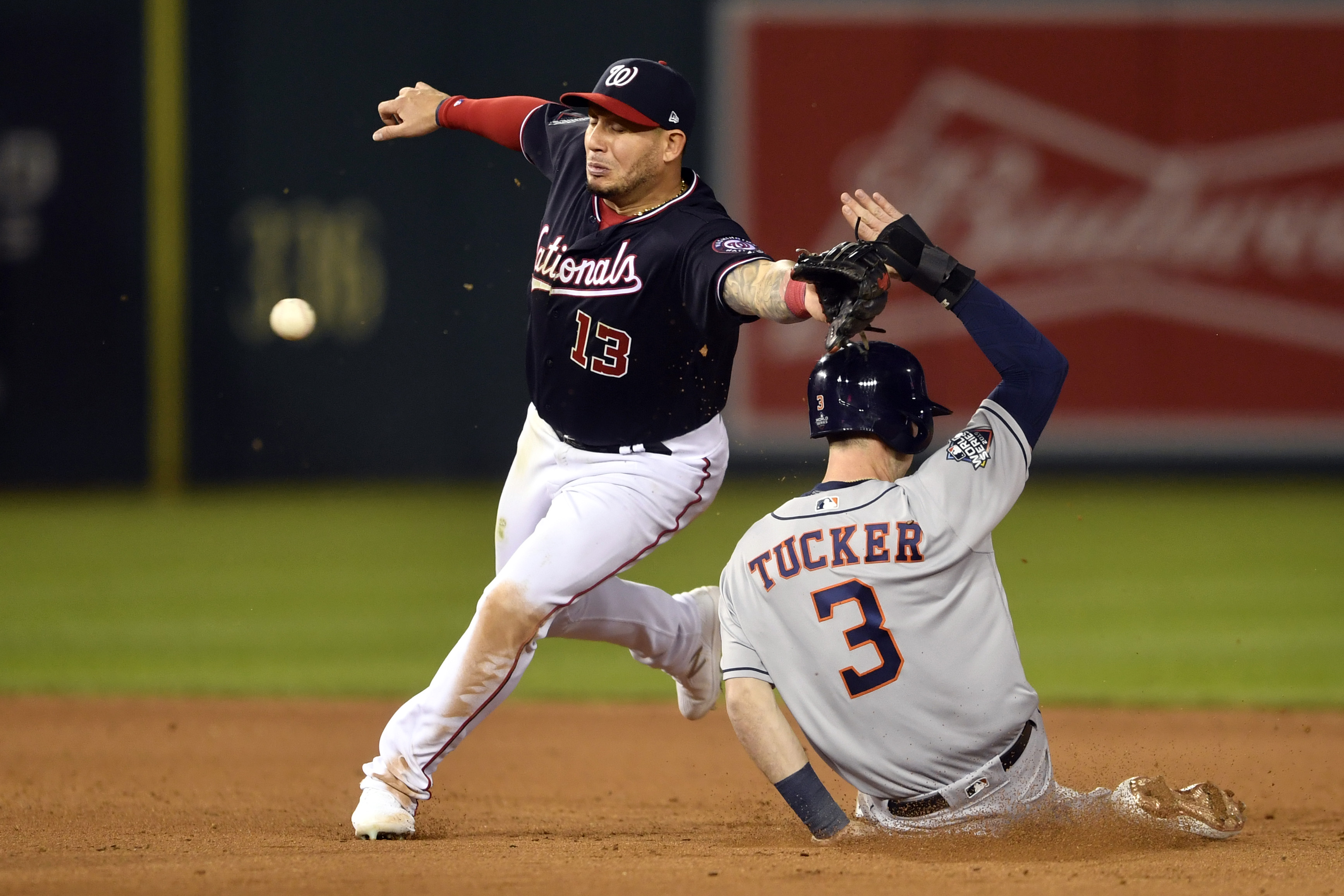 El criollo Asdrúbal Cabrera firmó con los Diamondbacks de Arizona por un año