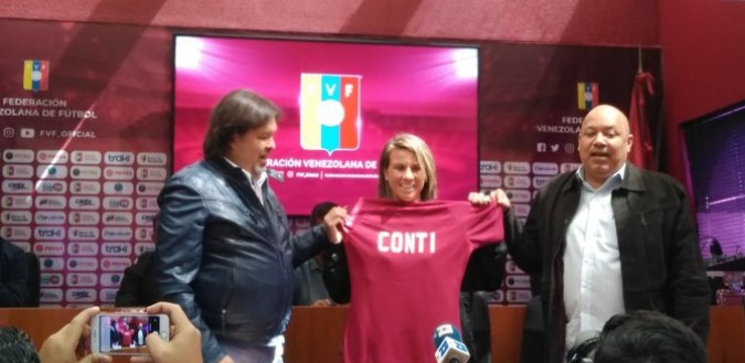 La FVF oficializa el MEGA FICHAJE de Pamela Conti como DT de La Vinotinto femenina (FOTO)