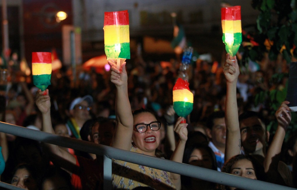 “Ni Evo ni Mesa”, la nueva exigencia de grupos cívicos bolivianos