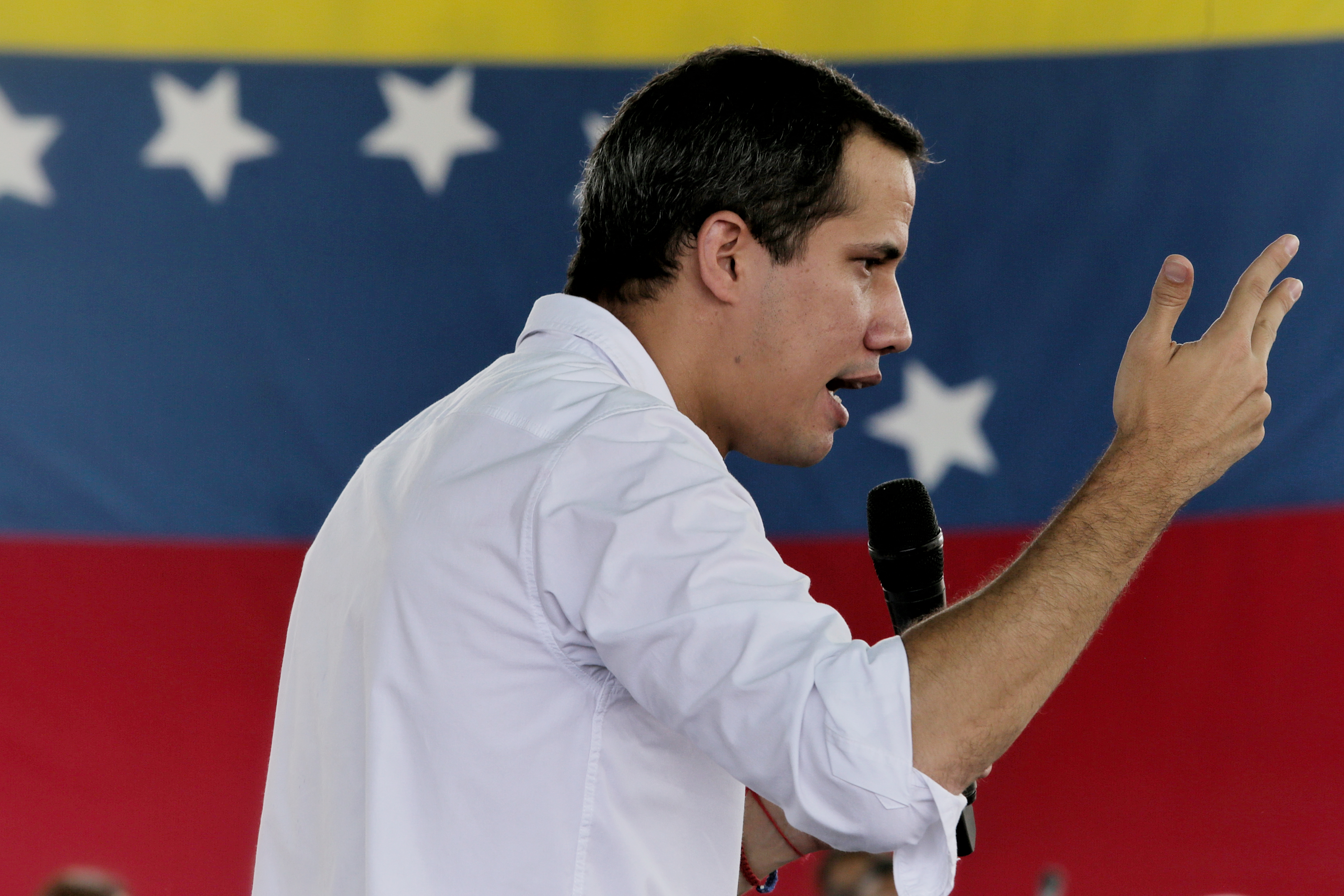 Juan Guaidó agradece el apoyo de Francia a la Asamblea Nacional