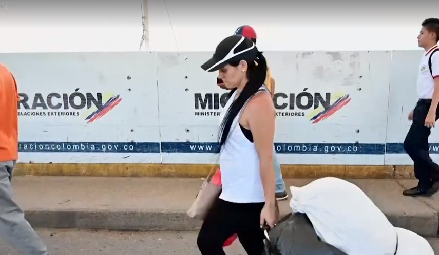 Gobiernos acordaron aplicación de tarjeta de vacunación para venezolanos en el exilio (Video)