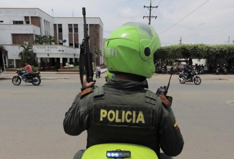 Hinchas del América de Cali tuvieron violenta pelea con venezolanos en Colombia