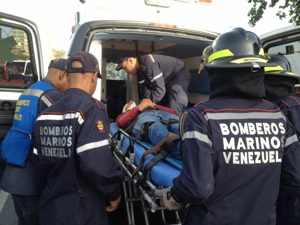 Bomberos Marinos en riesgo por falta de equipos