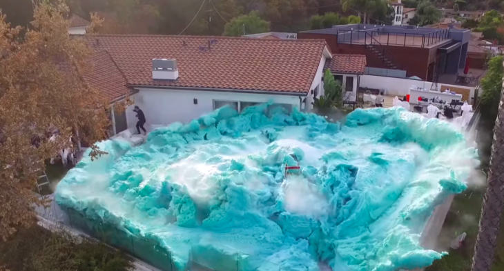 Estos jóvenes hicieron el reto viral más loco del mundo: Entra y descúbrelo (VIDEO)