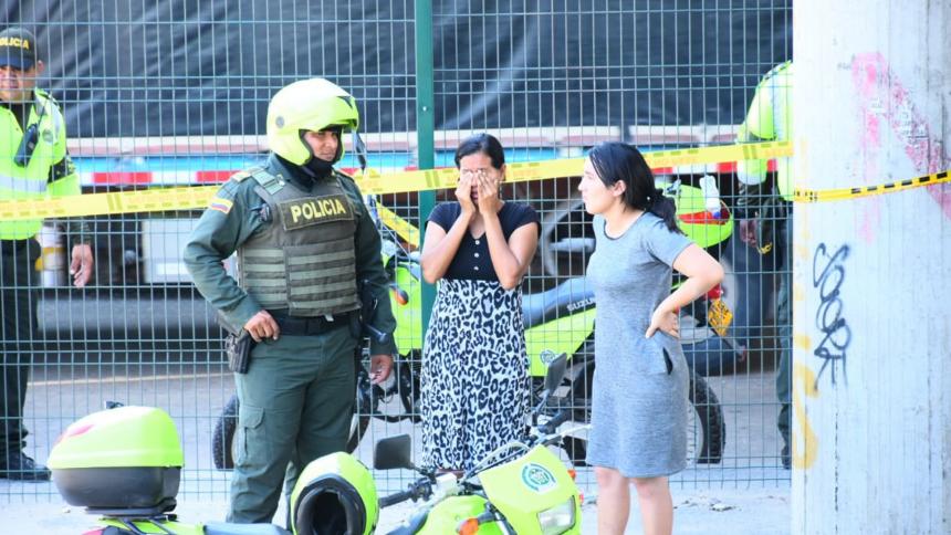 “Su Biblia quedó a un metro del cuerpo”: Venezolano se lanzó desde un puente en Barranquilla