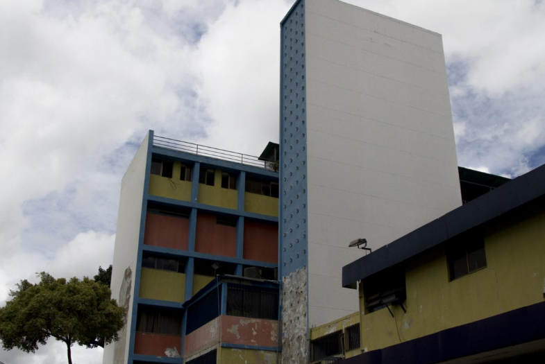 Dos policías muertos y uno herido tras balacera en El Valle y El Cementerio