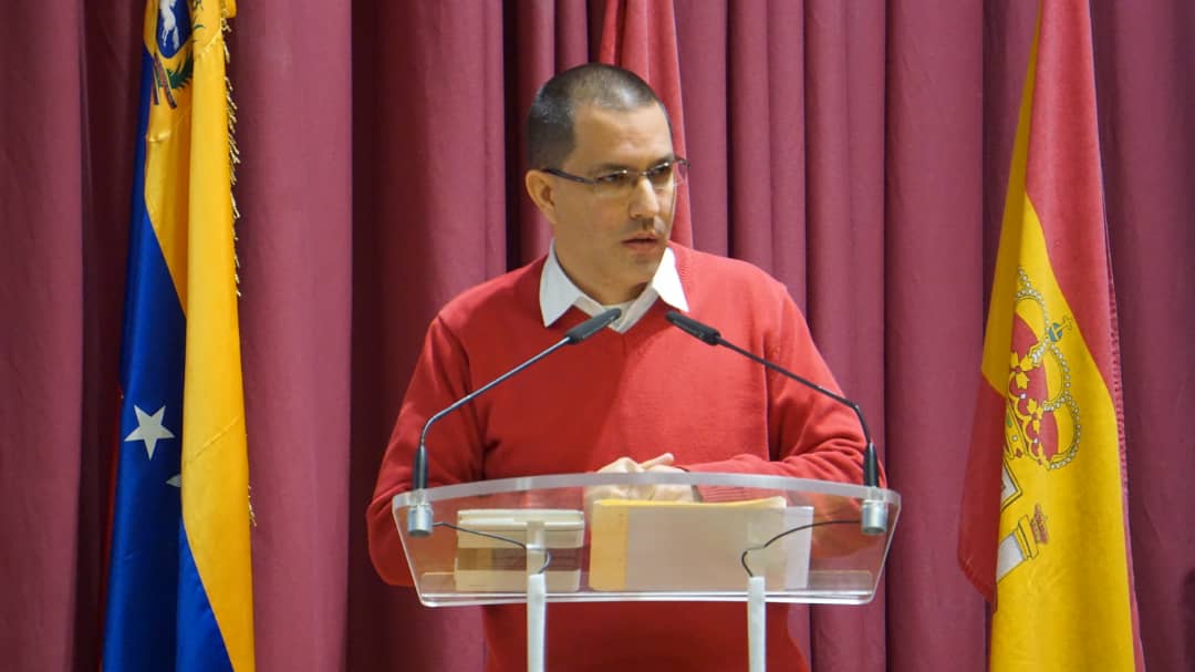 Arreaza con otro discurso ABURRIDO, quiso “defender” a sancionados del Saime por corrupción 