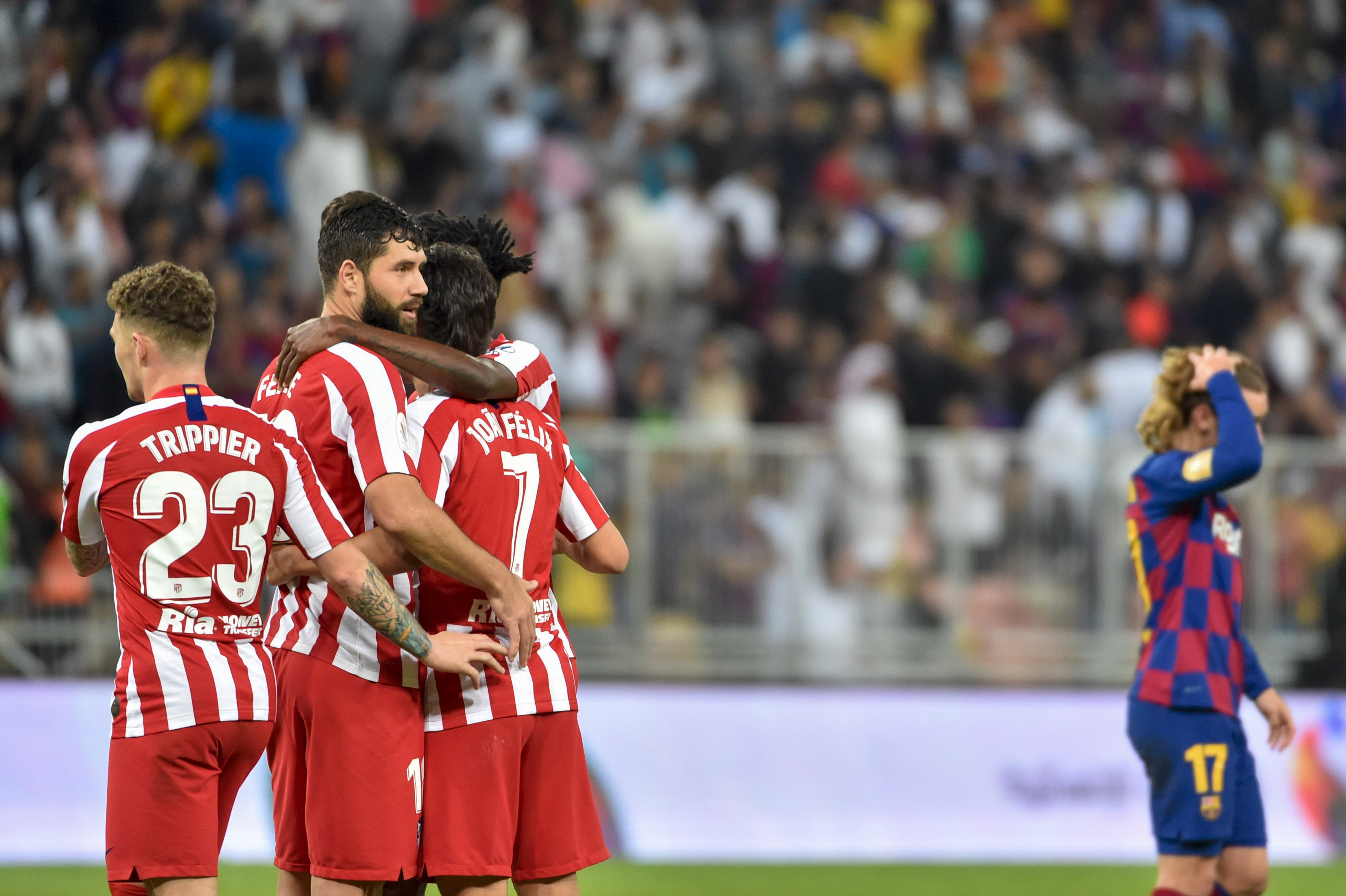 Atlético de Madrid se metió en la final de la Supercopa tras remontar in extremis ante Barcelona