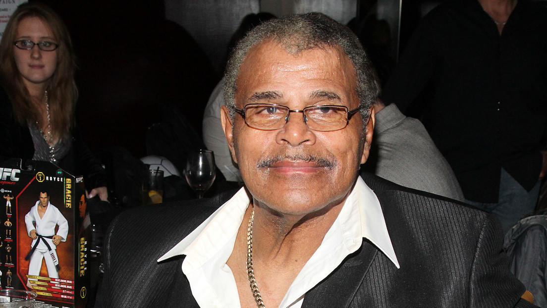 Muere el legendario luchador Rocky Johnson, padre de “La Roca” Johnson