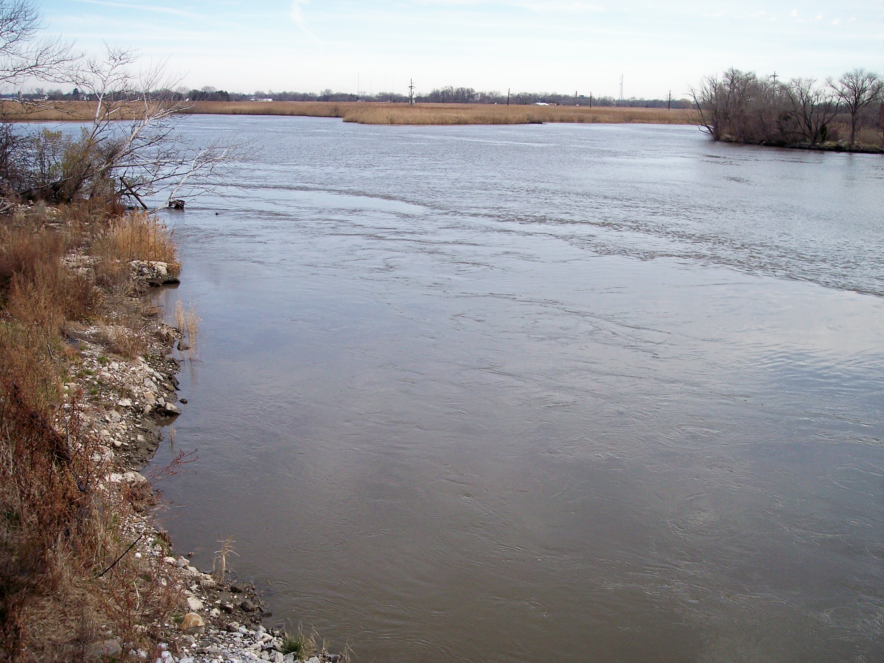 Encuentran cuerpo de mujer desaparecida por 6 años en el fondo de un río