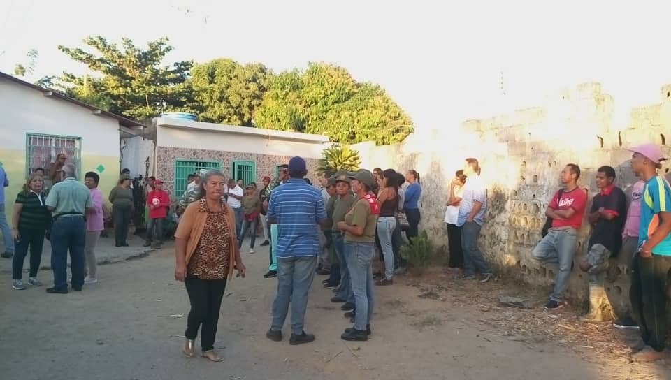 Al menos cuatro personas están desaparecidas tras incendio en Cagua (FOTOS)