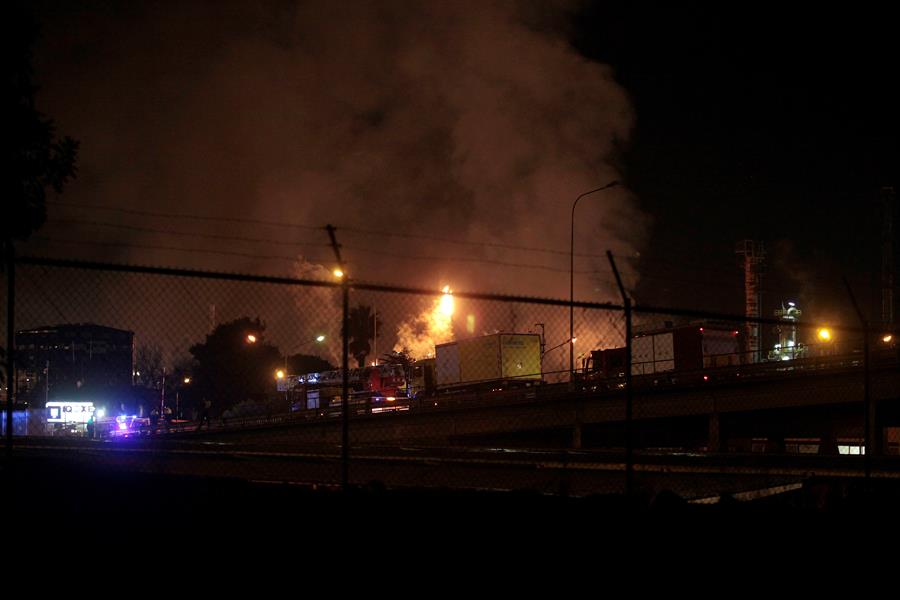 Un muerto, un desaparecido y ocho heridos por explosión en industria química en España