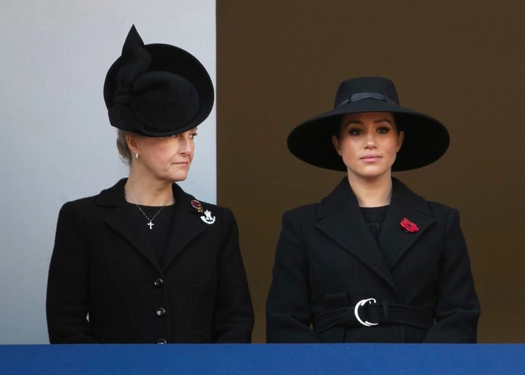 Ella es la elegida de la reina Isabel para reemplazar a Meghan Markle (FOTO)