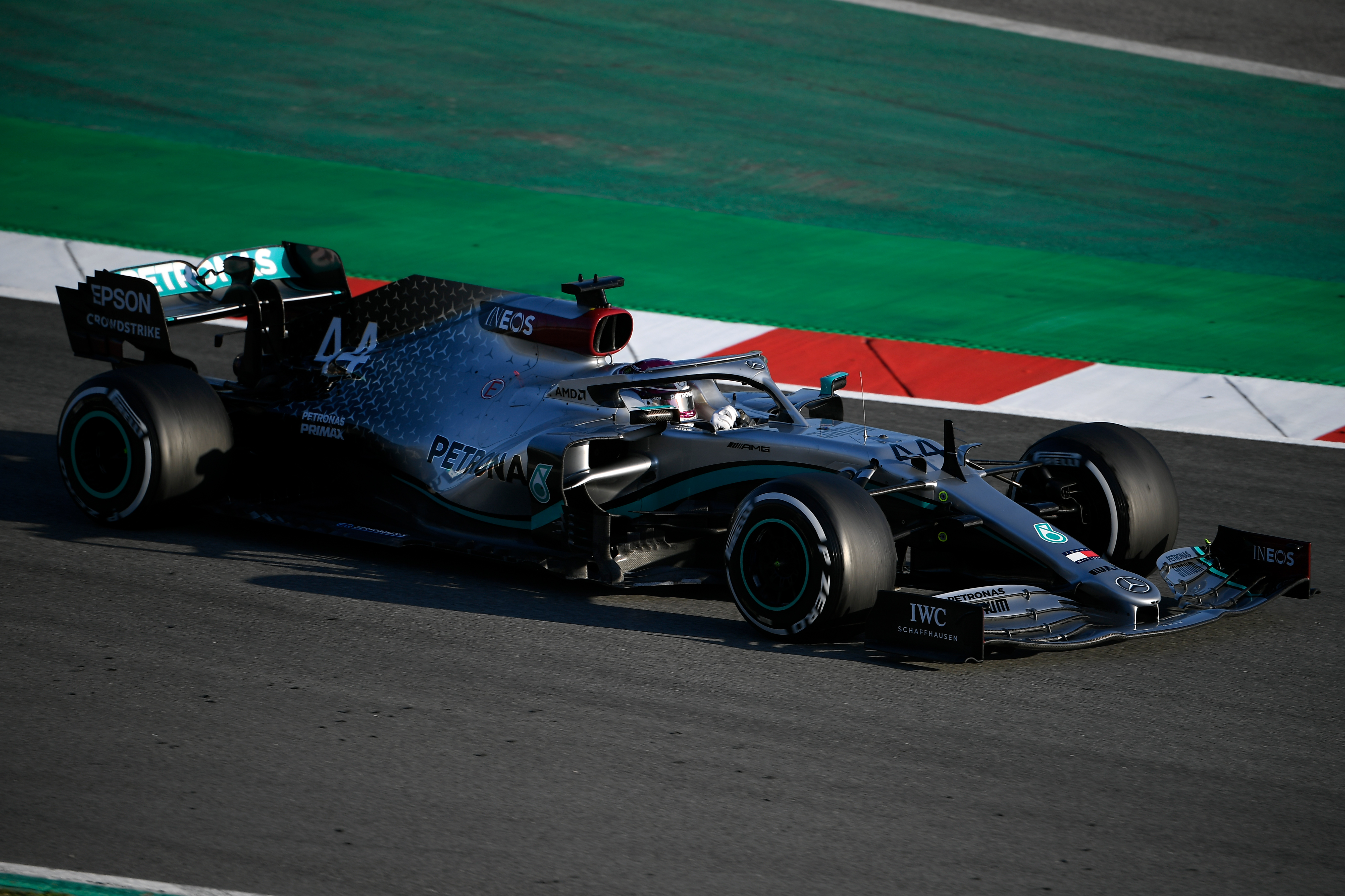 Cuál es el innovador cambio que mostró el auto de Hamilton en la pretemporada (Video)