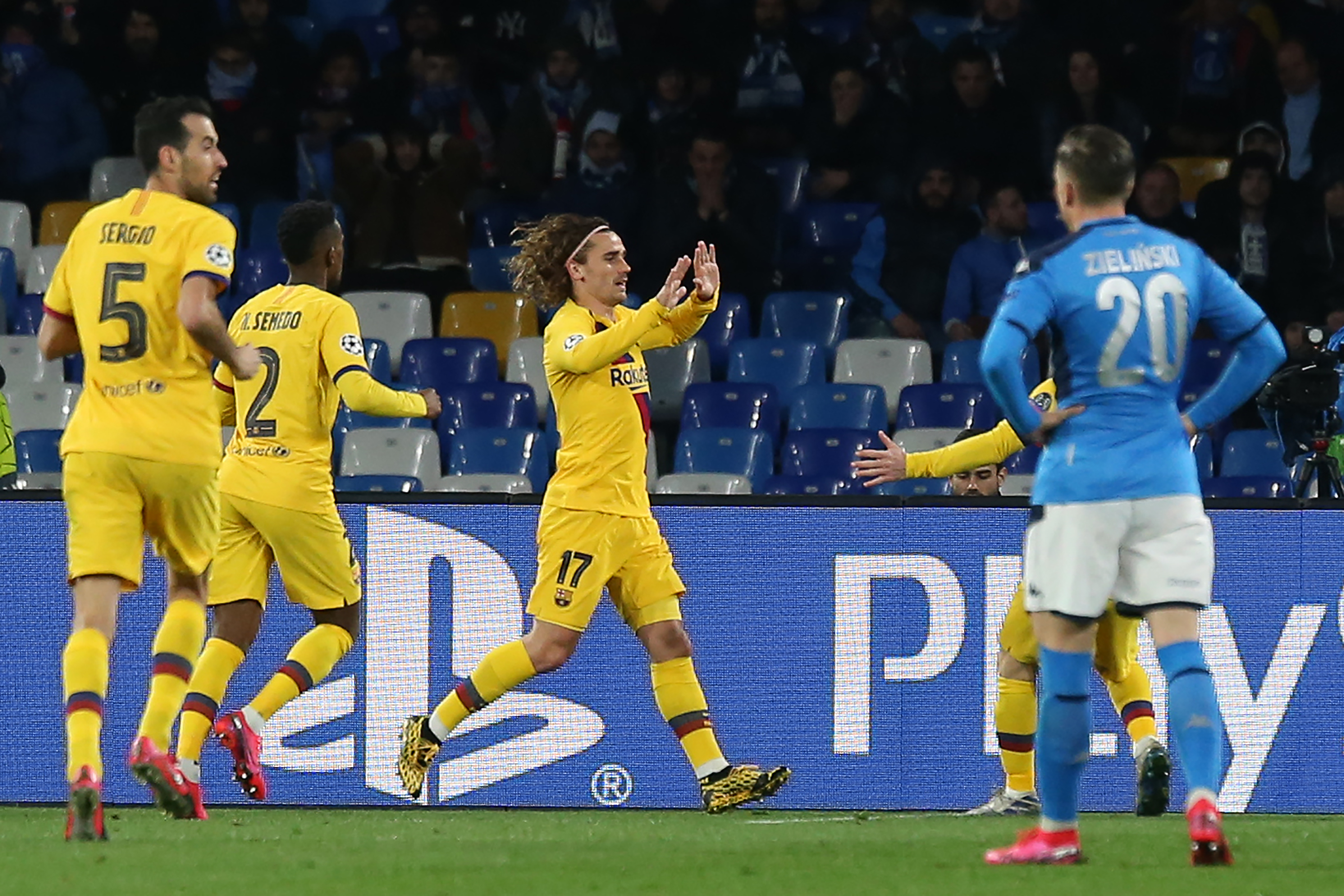 Griezmann dejó con vida al Barcelona en su duelo contra el Napoli en la Champions