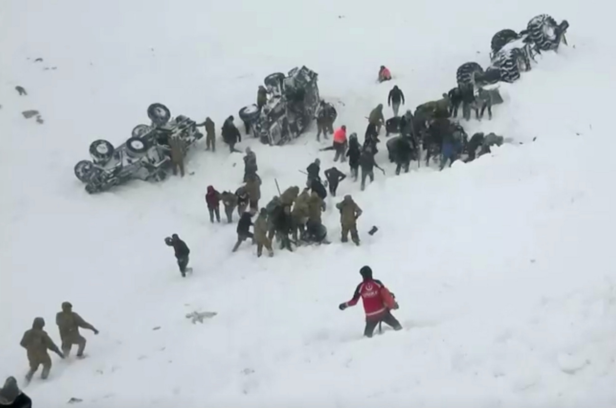 Al menos 21 muertos tras avalancha en Turquía