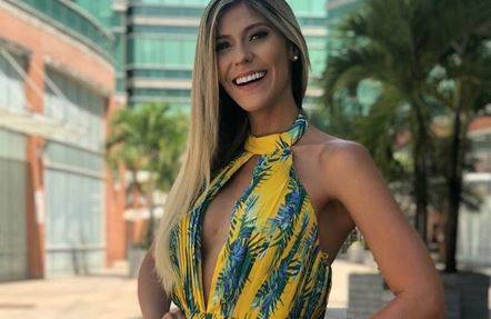 Deléitate con el cuerpazo que se gasta la venezolana Bianca Rosales (Fotos + WOW)