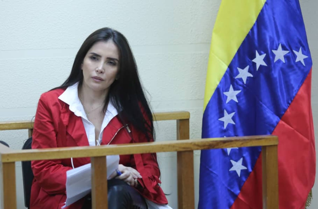 ¿Show? Maduro permitió que Merlano, bien vestidita, arremetiera públicamente contra Duque