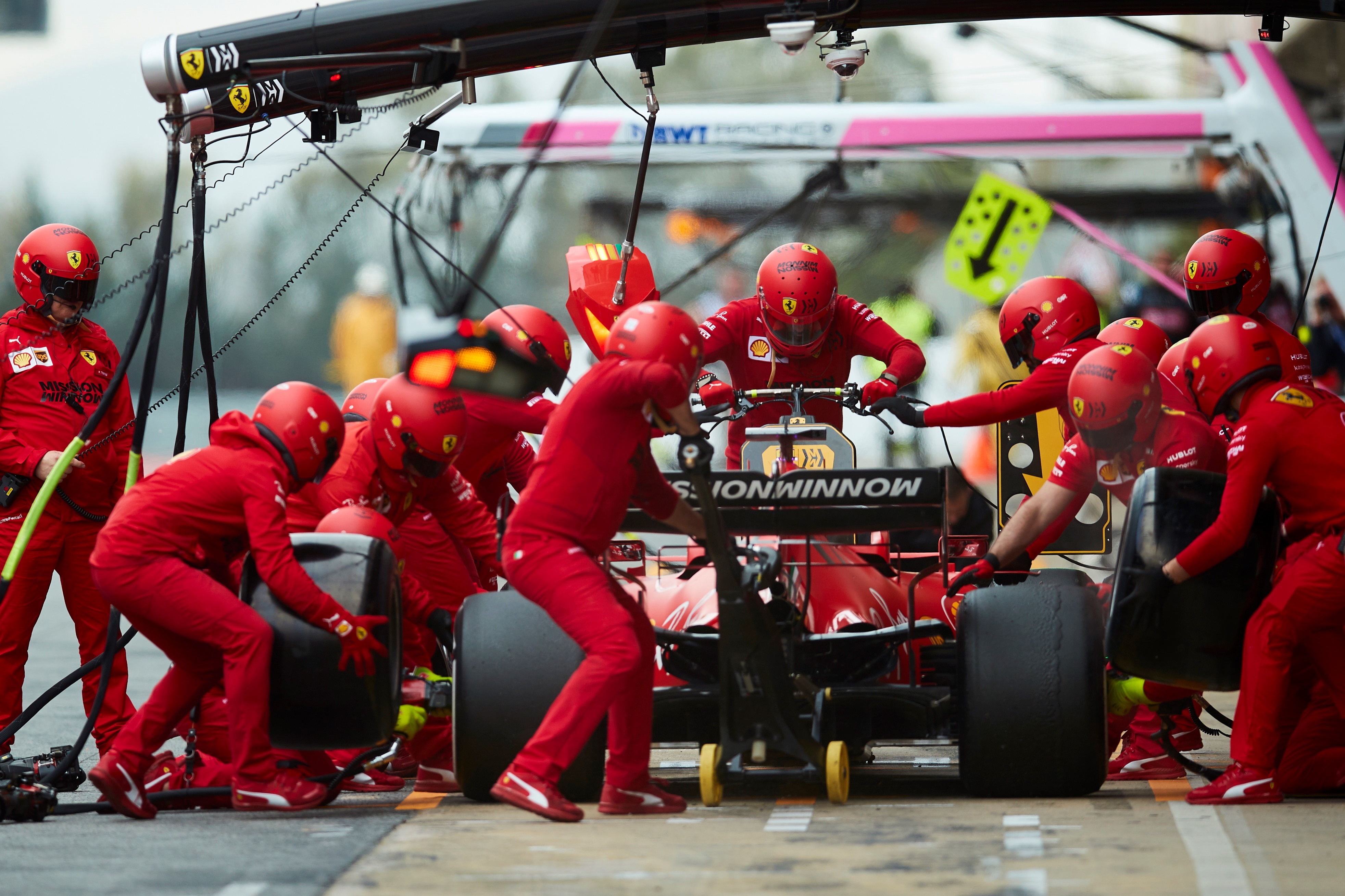 Bernie Ecclestone dijo que la temporada 2020 de Fórmula 1 debería cancelarse