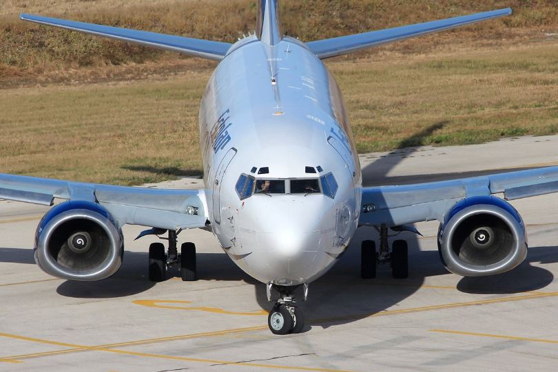 Avión de pasajeros aterrizó de emergencia en Puerto Ayacucho tras fallas de presurización (Fotos)