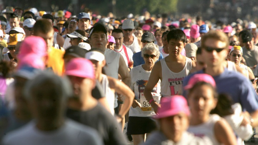 Toman medidas para prevenir el coronavirus en Maratón de Los Ángeles