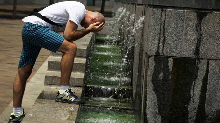 Abren más centros de enfriamiento en todo el condado de Los Ángeles para combatir la ola de calor