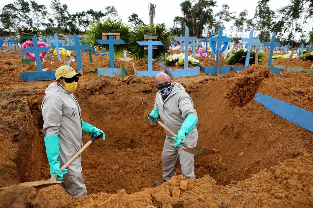 Brasil supera las 22.000 muertes por coronavirus