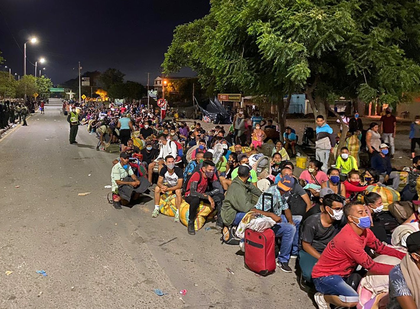 “Pareciera que nos están castigando porque nos fuimos del país”: La penurias de los retornados