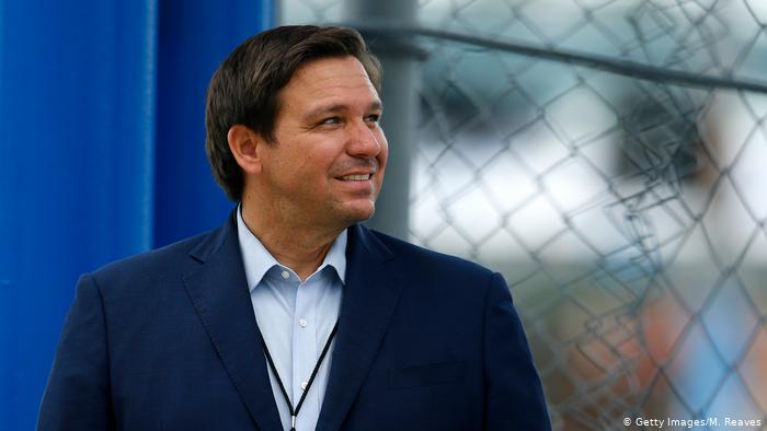 Gobernador Ron DeSantis firmó polémico proyecto de ley de protección solar