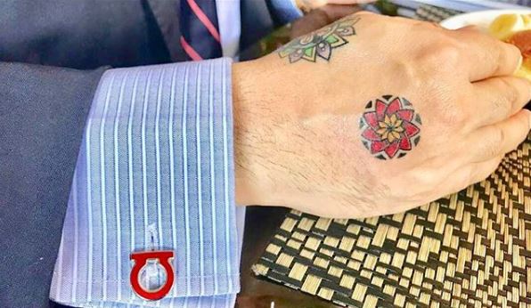 ¿Verdadero amor? Tarek William Saab y su pareja posaron ante la cámara con el MISMO tatuaje (Foto)