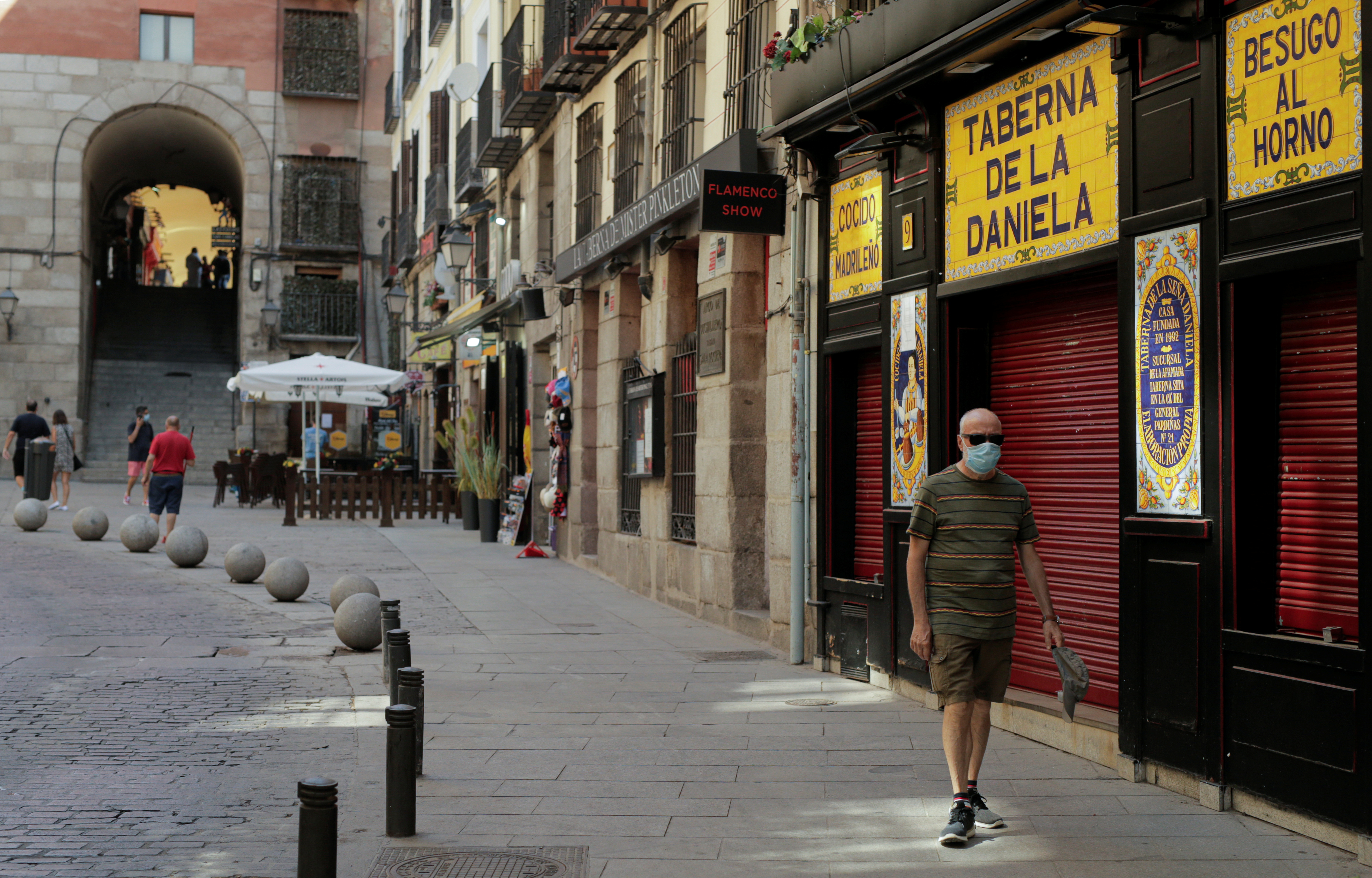 Madrid pedirá la ayuda del Ejército y 300 médicos extracomunitarios