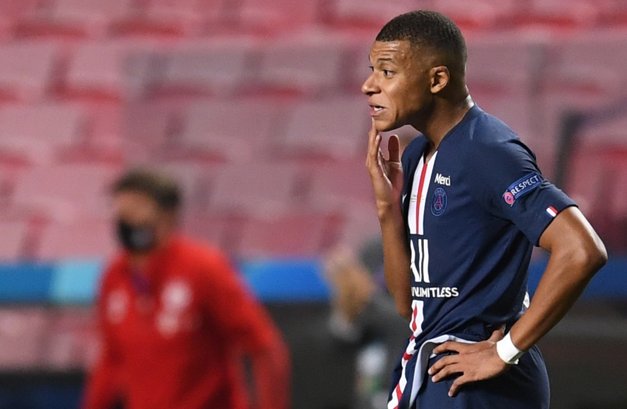 Kylian Mbappé dejó de ser el futbolista más caro del mundo: ¿Quiénes ocupan los tres primeros lugares?