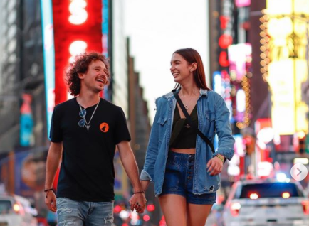 Luisito Comunica tiene nueva novia: Es hermosa, está buenísima y es venezolana (FOTO)