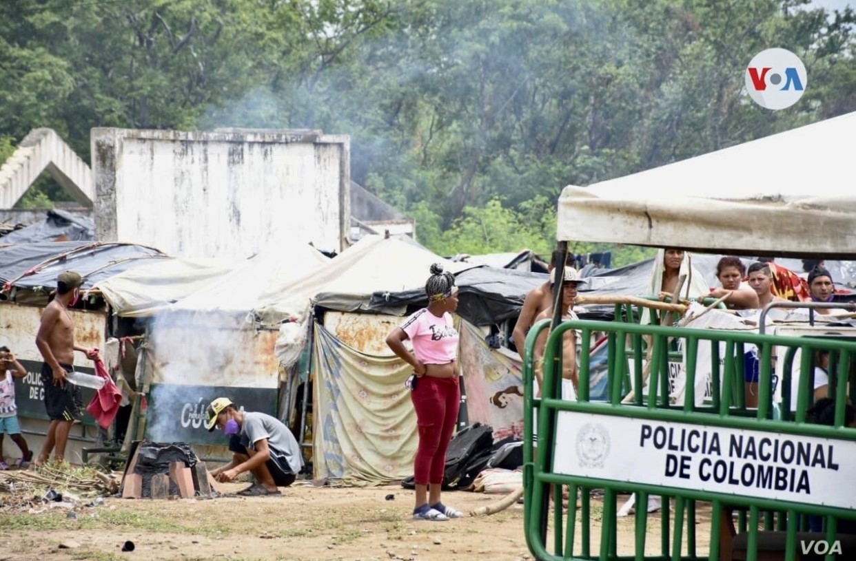 Colombia instala puesto migratorio para monitorear a migrantes venezolanos