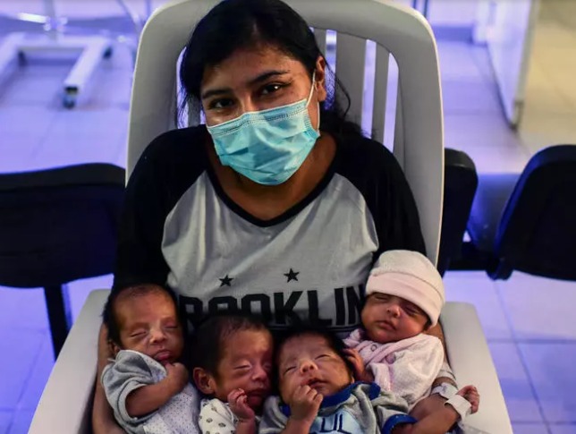 En pandemia, el tapabocas separa a las madres y sus bebés