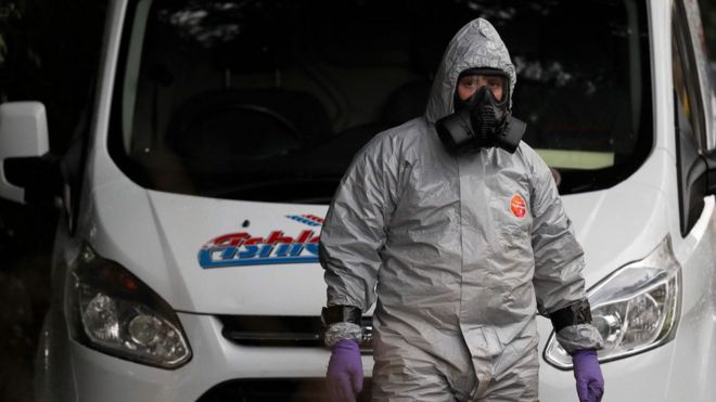 Qué es y cómo actúa el Novichok, la horrible toxina rusa que ya ha matado a varias personas en el mundo