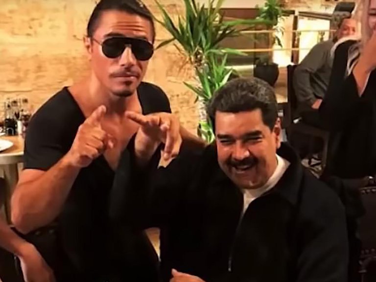 Salt Bae, el chef amiguito de Maduro, planea abrir sus primeros restaurantes en Latinoamérica