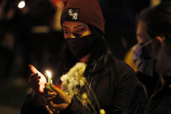 Mujer atropellada por autobús es undécima fallecida en protestas en Colombia