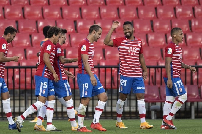 El vinotinto Yangel Herrera liquidó al Sevilla con un soberbio cabezazo