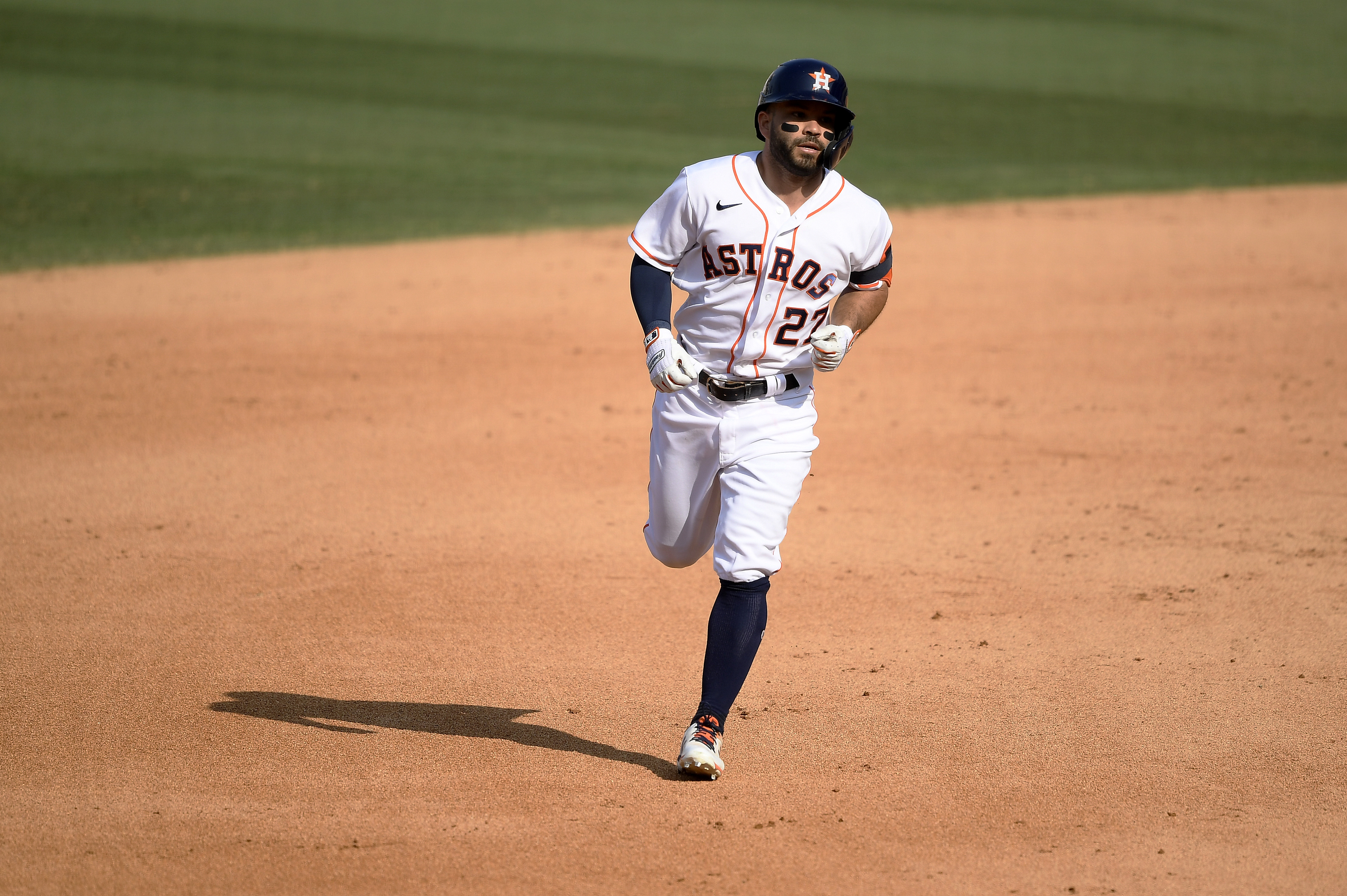 Altuve conectó jonrón y Astros regresaron a la Serie de Campeonato (Video)