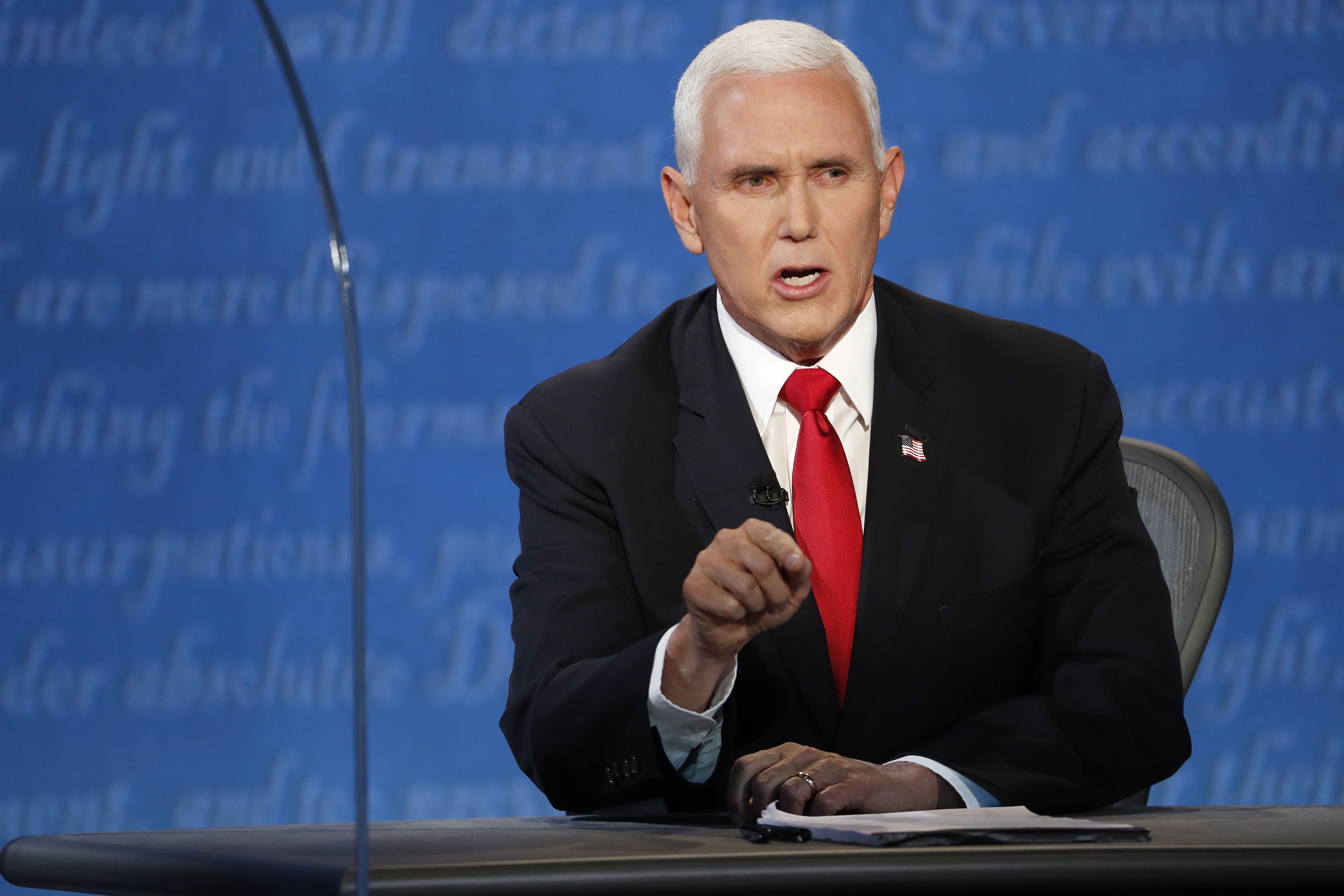 El cruce de Harris y Pence por una vacuna contra el Covid-19 aprobada por Trump