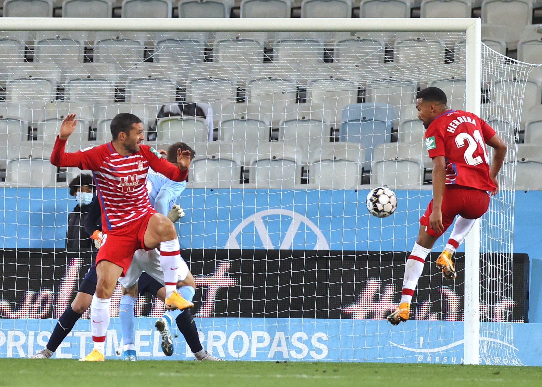 Golazos de Darwin Machís y Yangel Herrera llevaron al Granada hasta la Europa League (Videos)