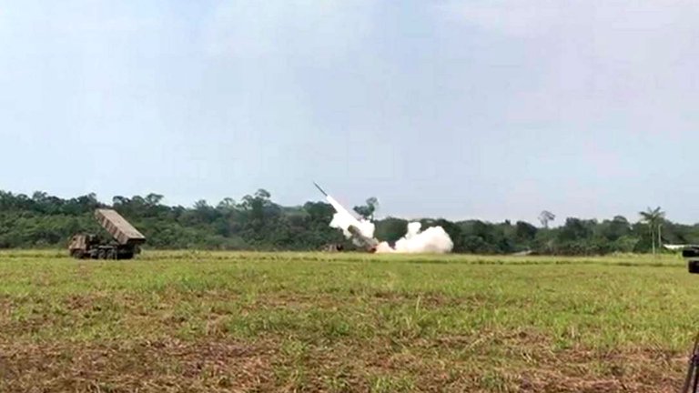 Sube la tensión en la frontera entre Venezuela y Brasil con la llegada de uniformados rusos que participan en ejercicios militares