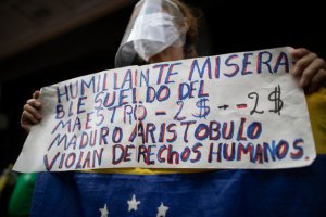 La desesperación de una maestra en Venezuela: “No es posible que todas las mañanas me levante y no tenga qué darle a mis hijos”