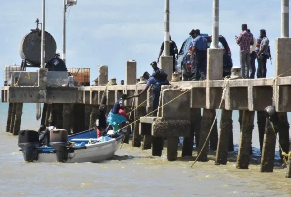 Menores venezolanos deportados por Trinidad y Tobago fueron detenidos tras arribar nuevamente a la isla