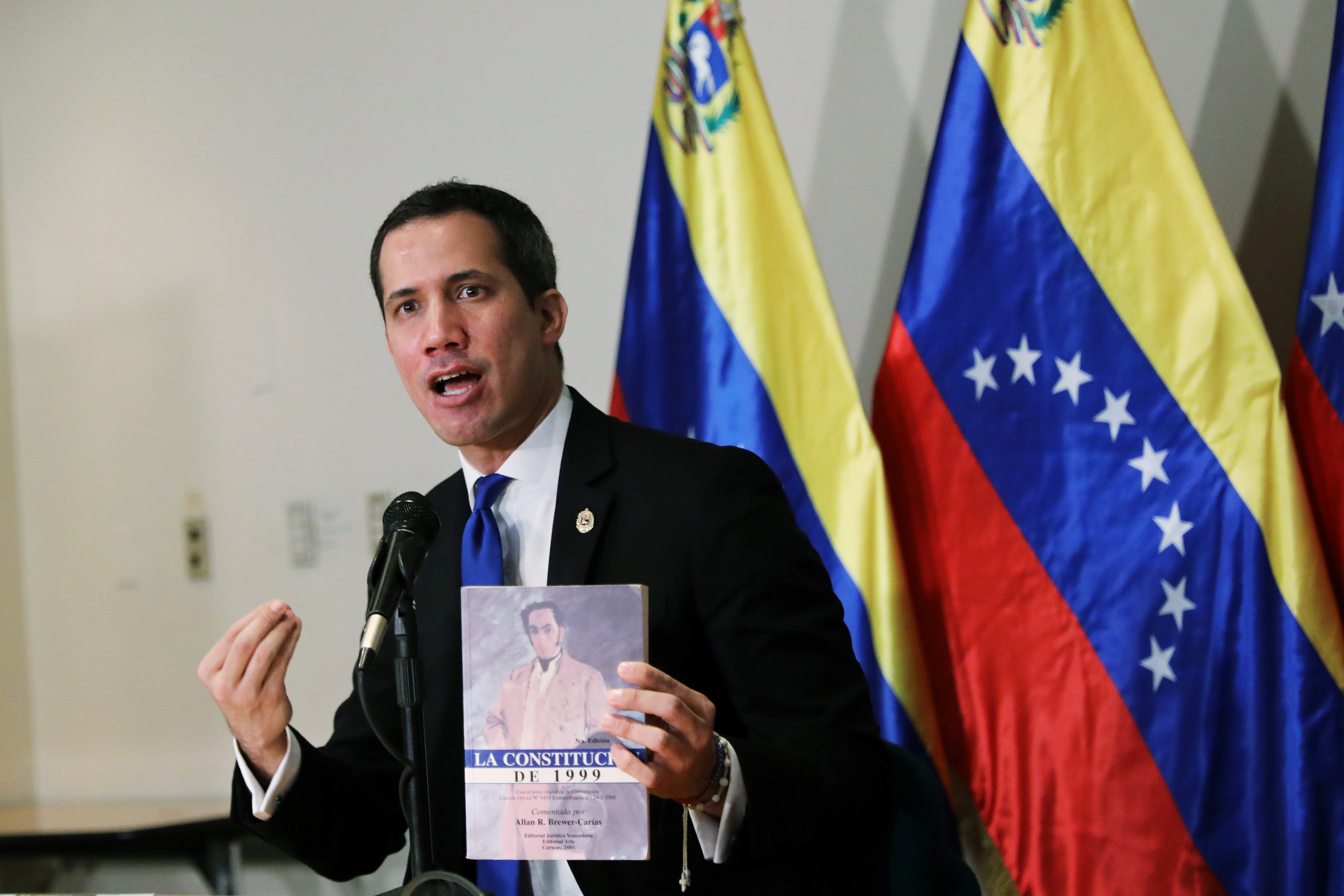 Londres sigue reconociendo la Asamblea legítima de Venezuela presidida por Guaidó