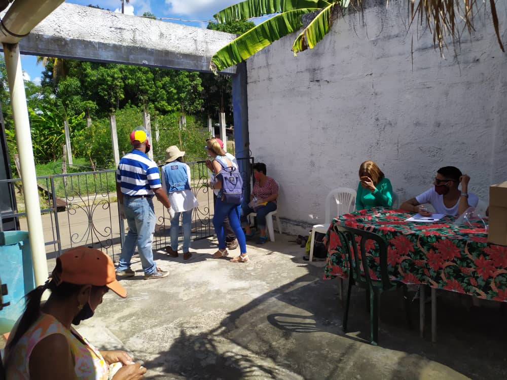 En Barbacoas mueven punto de Consulta Popular hasta una vivienda tras amedrentamiento de los esbirros del régimen #12Dic (VIDEO)