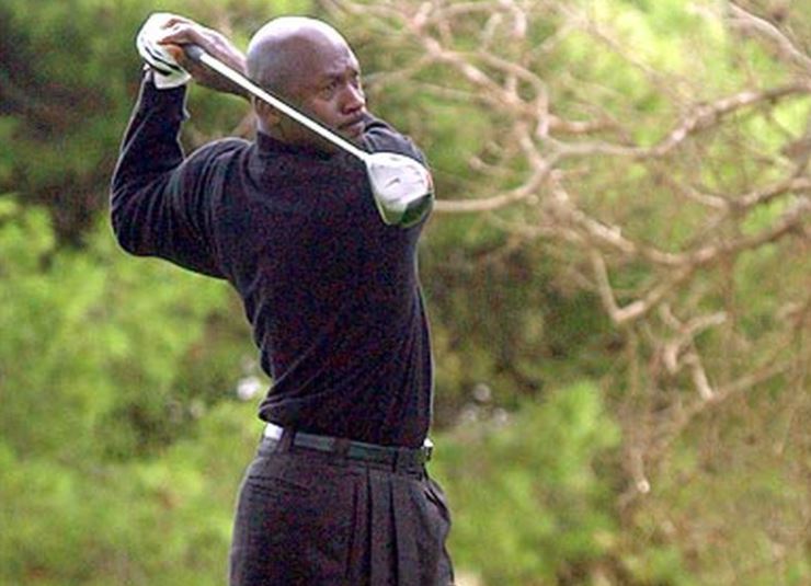 Drones con comida y regalos: El exclusivo campo privado de golf de Michael Jordan (Videos)