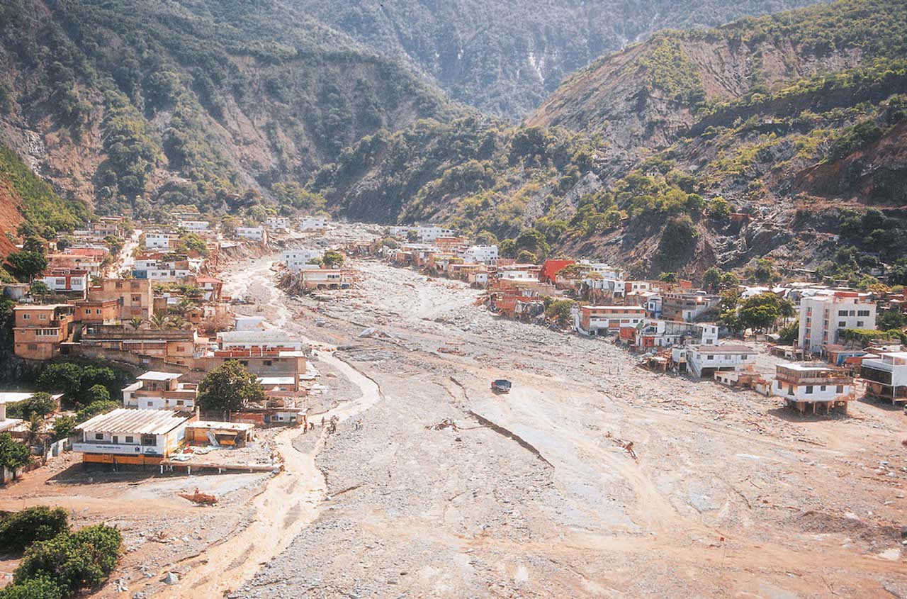 A 24 años de la tragedia de Vargas: lo que se hizo, lo que no se hizo y lo que NUNCA se tuvo que hacer