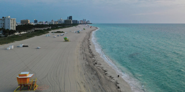 Florida reportó nuevos pacientes de Covid-19 recuperados en el sector turismo